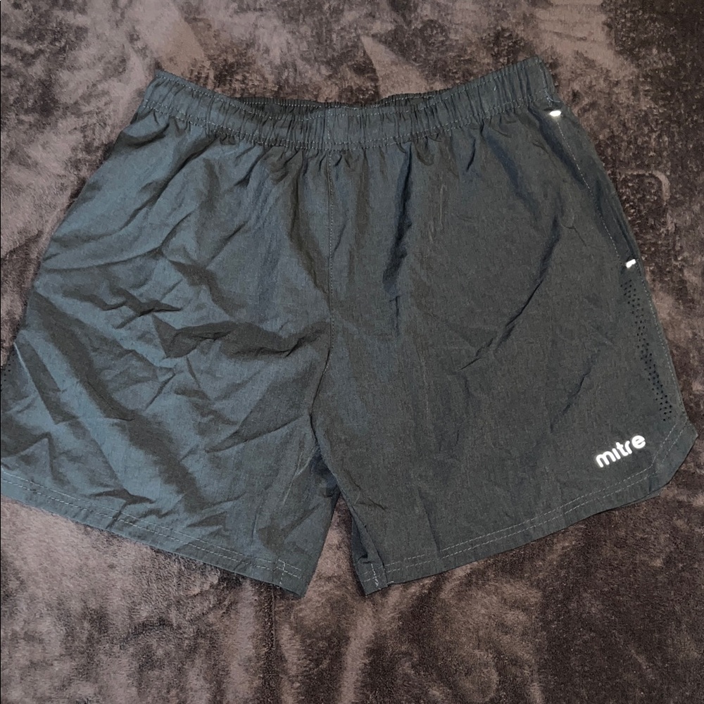 Men's Black Mitre Shorts-Size L